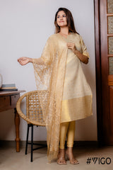 GOLDEN AURA ETHNIC SET
