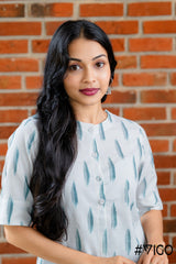 IKAT CLASSIC OFF WHITE SHORT KURTA