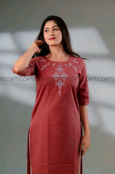 RUST PINK ELEGANT EMBROIDERED KURTA