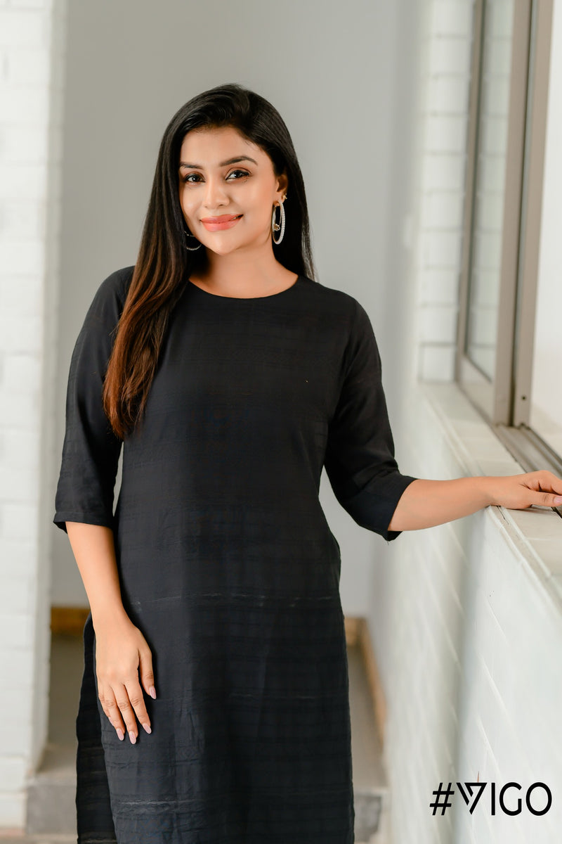 Heritage Cotton Kurti in Noir