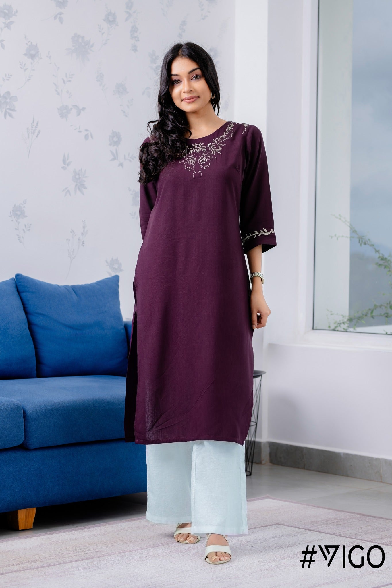 ELEGANT ETHOS EMBROIDERY KURTA