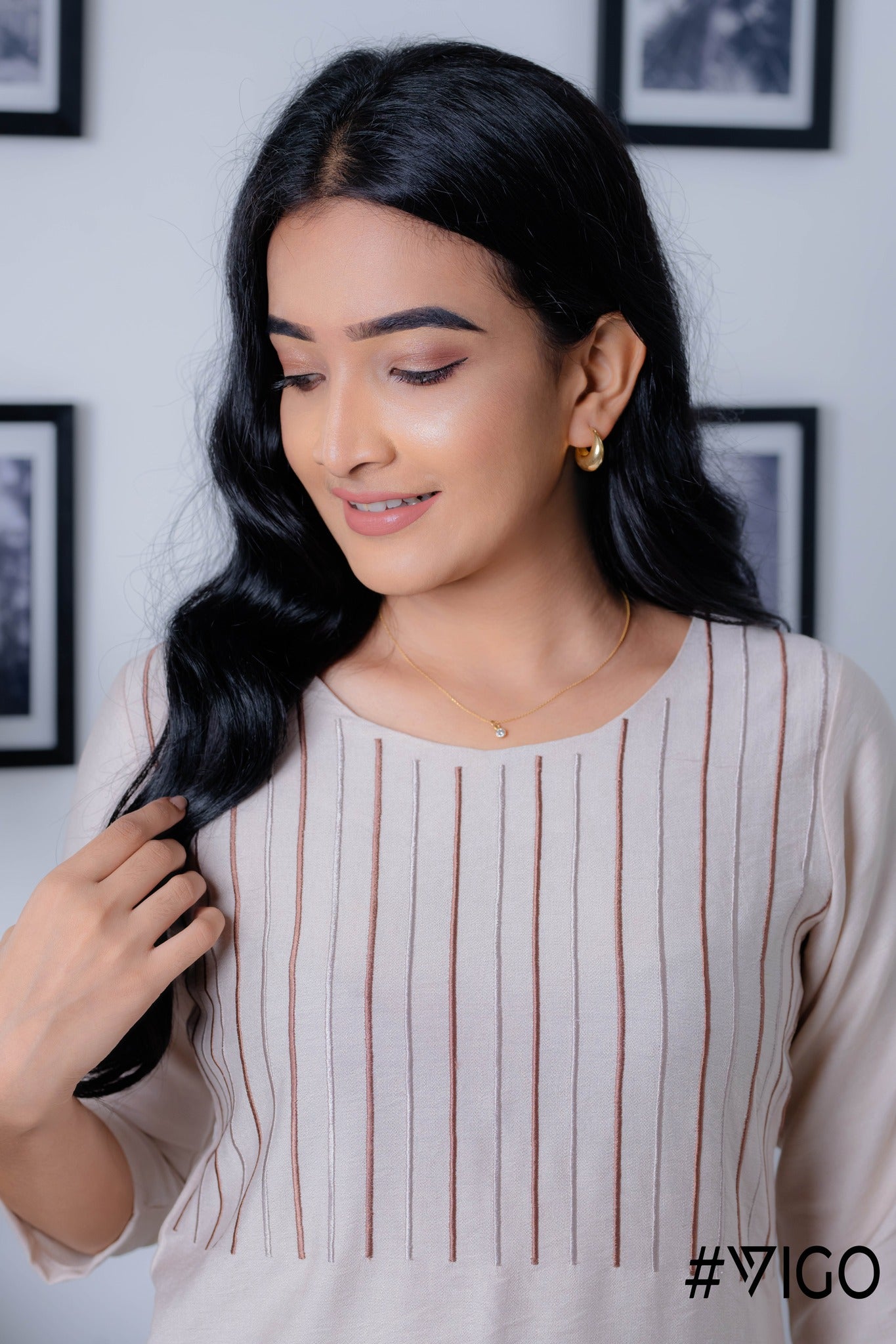 TRENDY TUNIC EMBROIDERY COLLECTION DARK ONION BACH KURTA