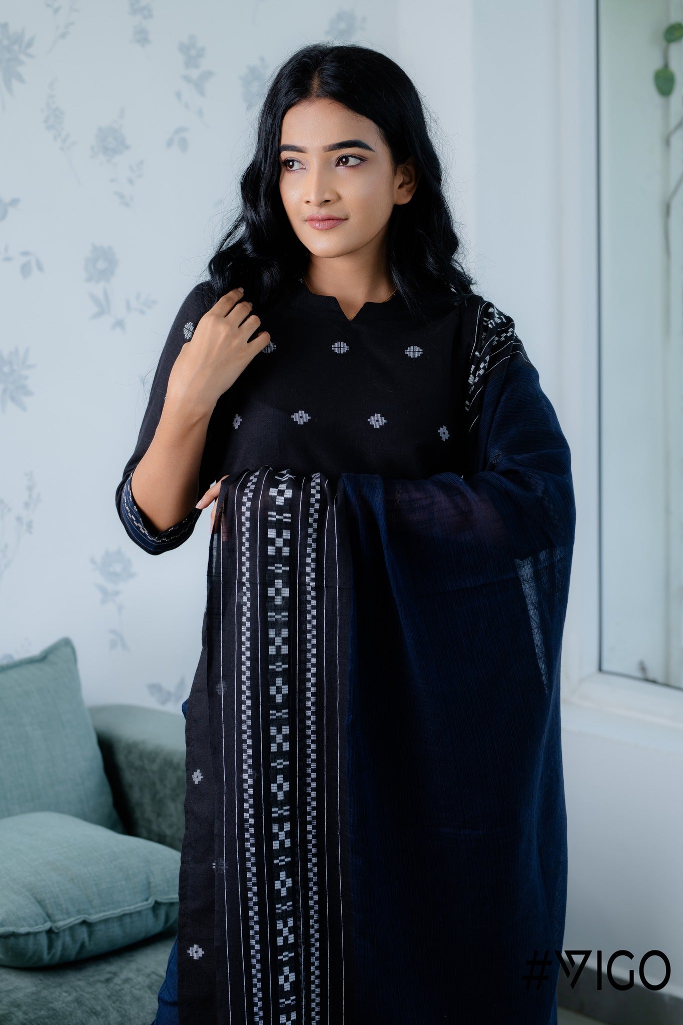 BLACK EVERYDAY ELEGANCE FULLY COTTON KURTA SET