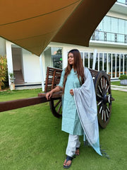 VIGO EVERYDAY ELEGANCE GREEN KURTA SET