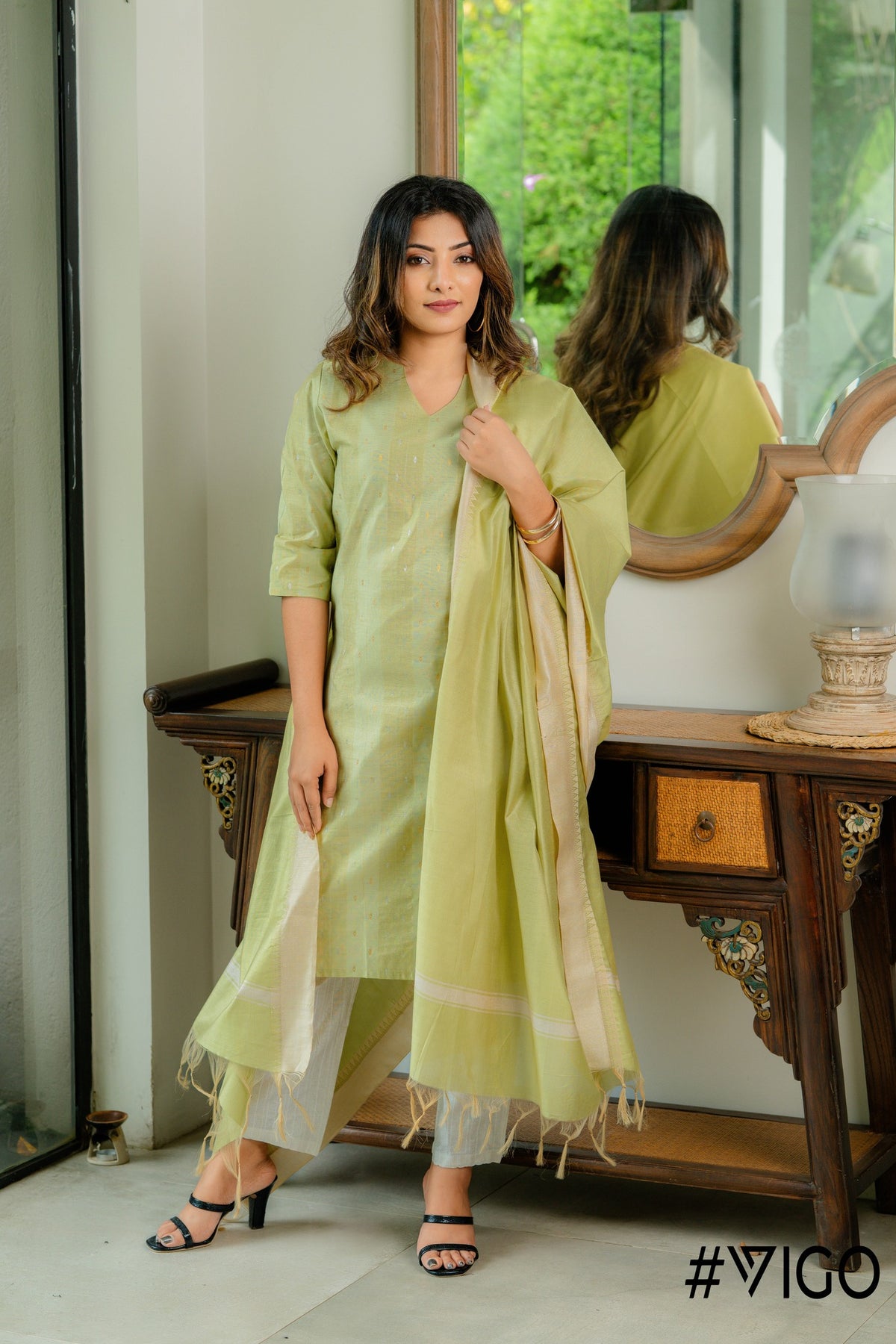 VIGO EVERYDAY ELEGANCE GREEN KURTA SET