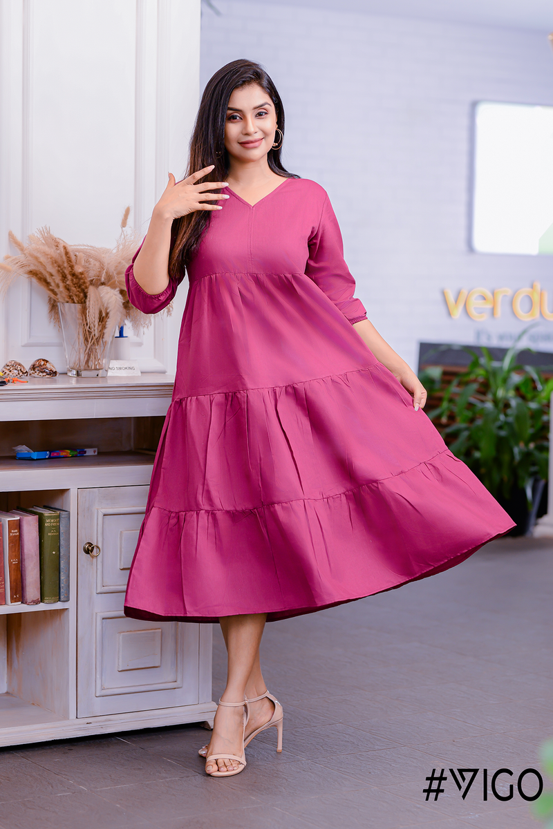 Swirl Flare Dress in Dark Pink